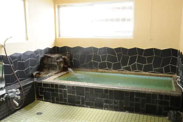 ห้องอาบน้ำแยกชายหญิง