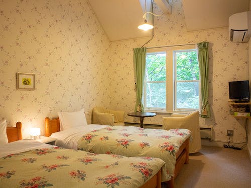 *【洋室ツイン一例】