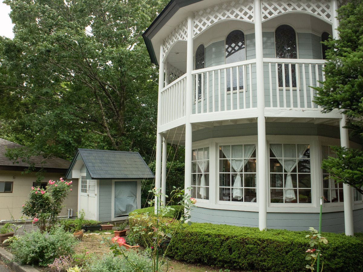 *【ภายนอก/ด้านห้องรับประทานอาหาร】