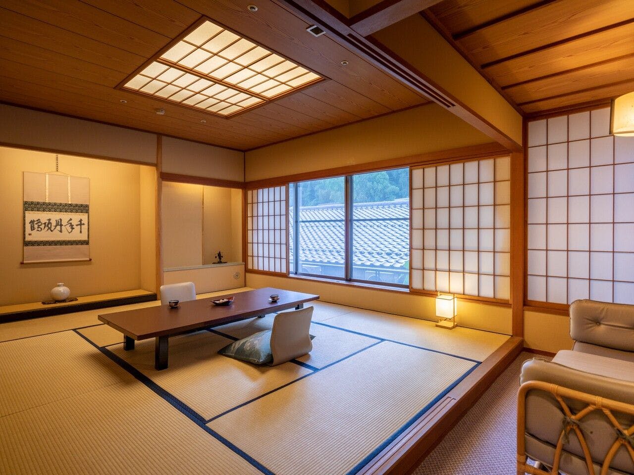 【Bebas Rokok】Gedung Utama/Kamar Jepang (ada kekurangan)