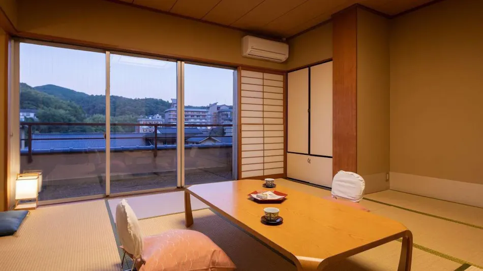 RYOKAN OQOQ