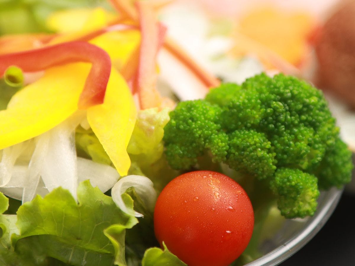 【อาหาร】 อาหารเย็น สลัดผักท้องถิ่น