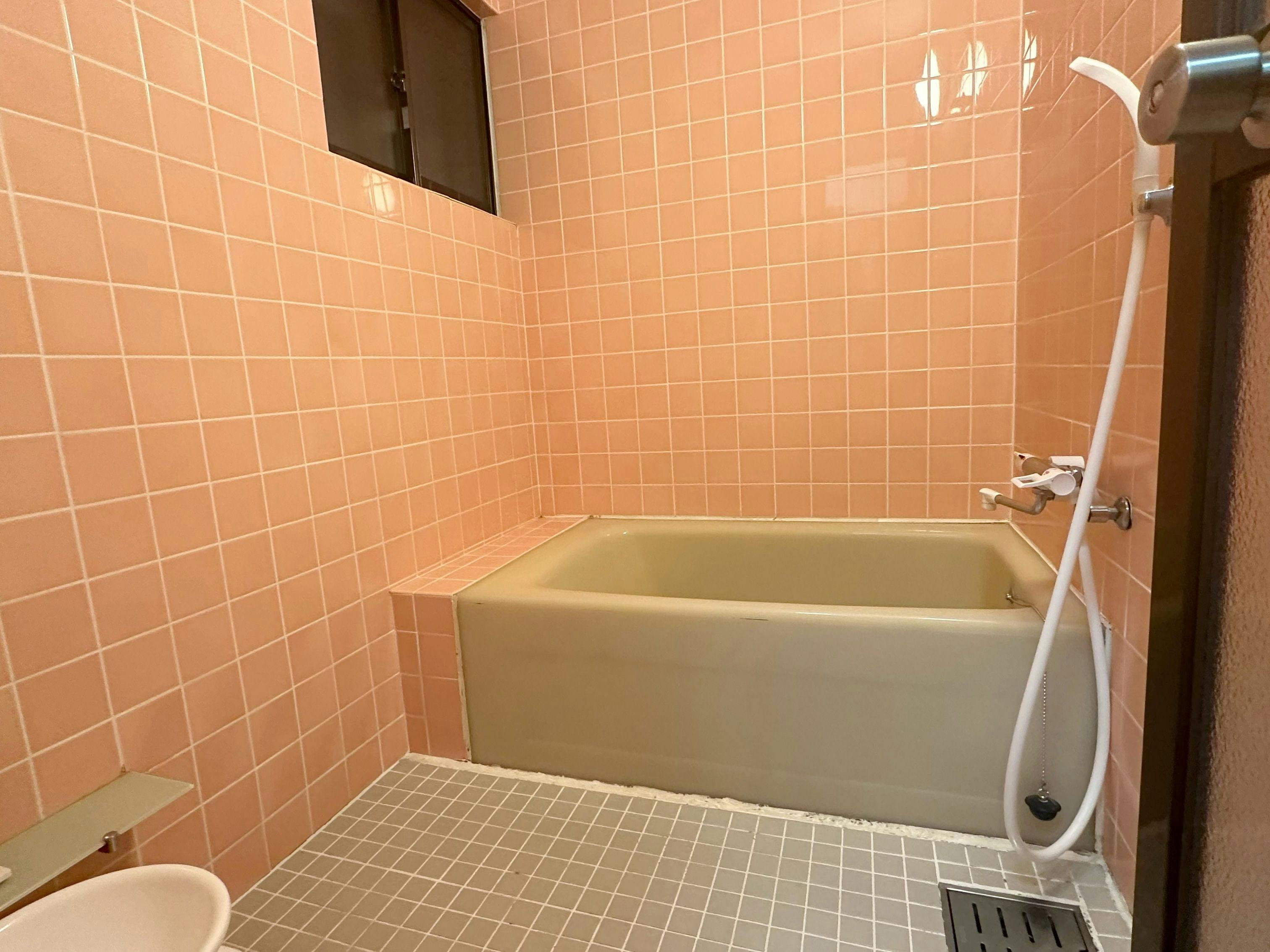 2LDK ใหม่พร้อมอ่างอาบน้ำกลางแจ้ง: ห้องอาบน้ำในตัว