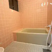 2LDK ใหม่พร้อมอ่างอาบน้ำกลางแจ้ง: ห้องอาบน้ำในตัว