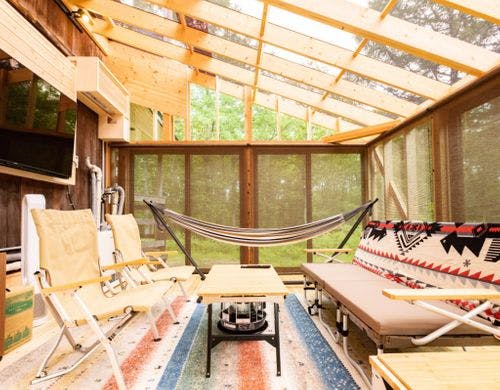 約10名テラスで寛げるスペースです。