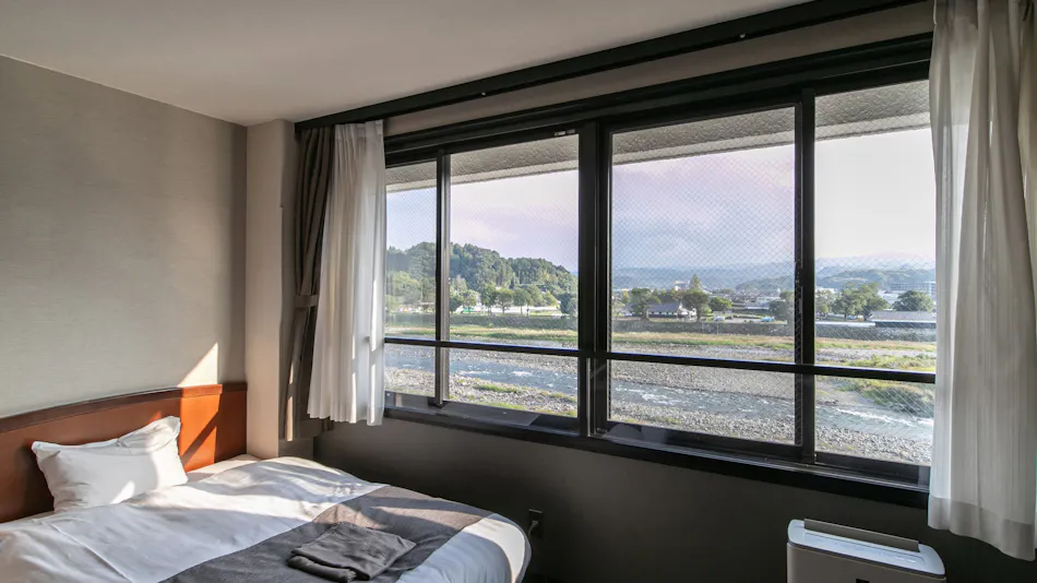 Hitoyoshi Onsen Nabeya (Formerly: Nabeya Main Building)