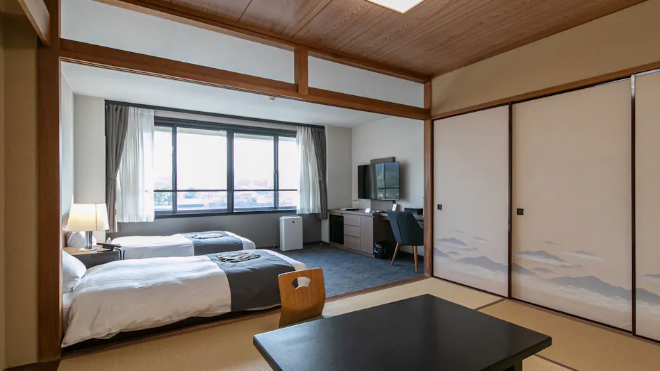 Hitoyoshi Onsen Nabeya (Formerly: Nabeya Main Building)