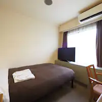 Tempat tidur semi-double