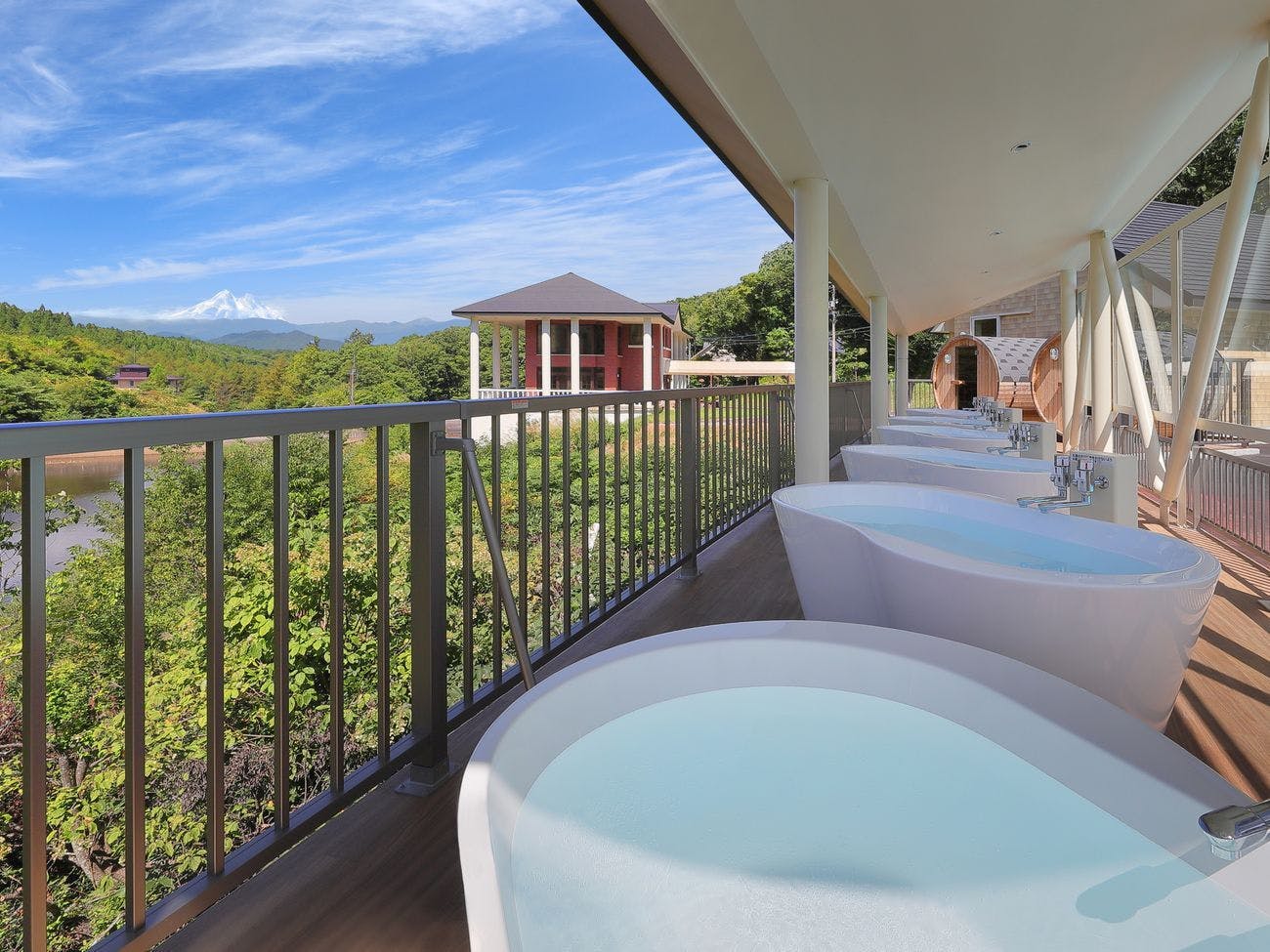 Resort Villa Takayama: A Forest Cottage Under a Starry Sky