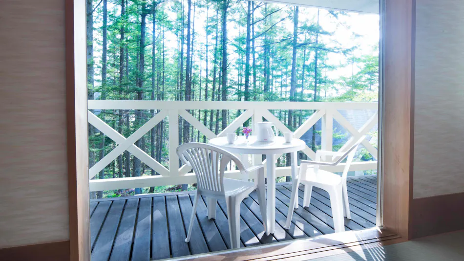 Resort Villa Takayama: A Forest Cottage Under a Starry Sky