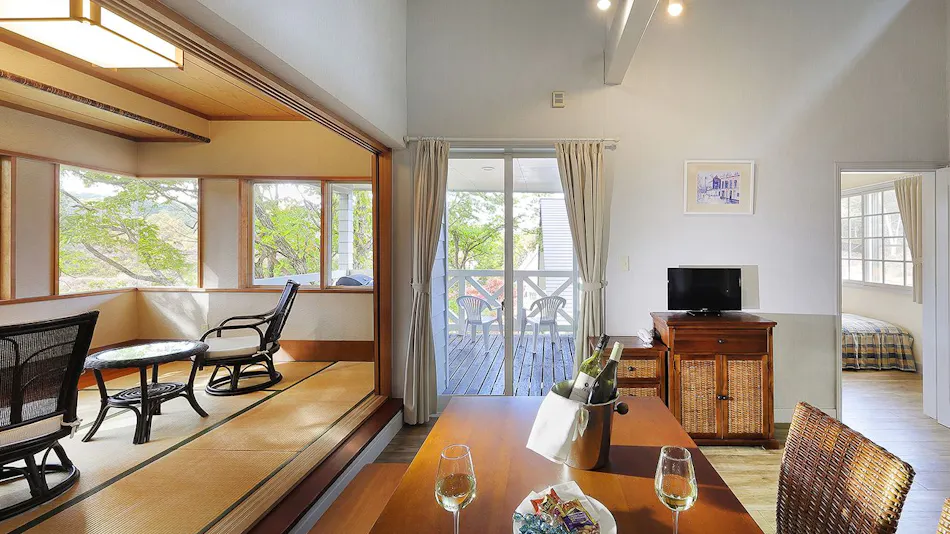 Resort Villa Takayama: A Forest Cottage Under a Starry Sky