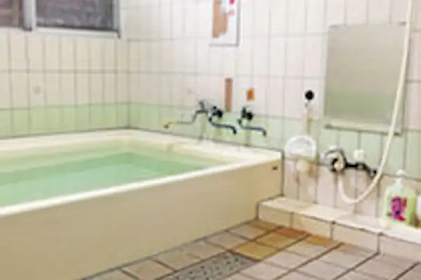 【ห้องอาบน้ำรวม】