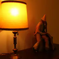 ภายในอาคารมีการตกแต่งภายในที่มีสไตล์