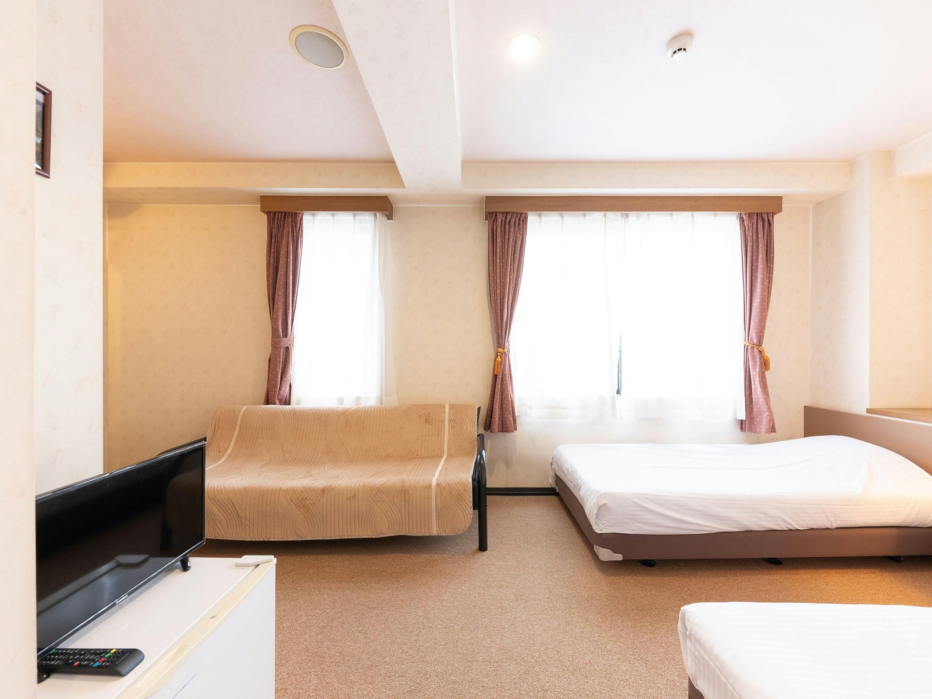 Tabist Business Hotel R-Side Kanazawa