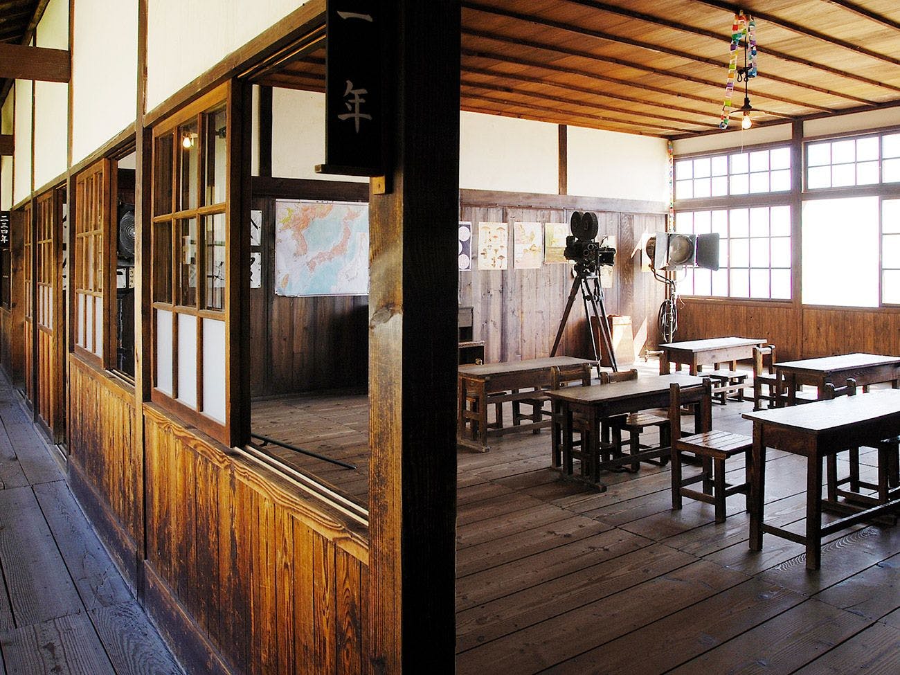 二十四只眼睛电影村