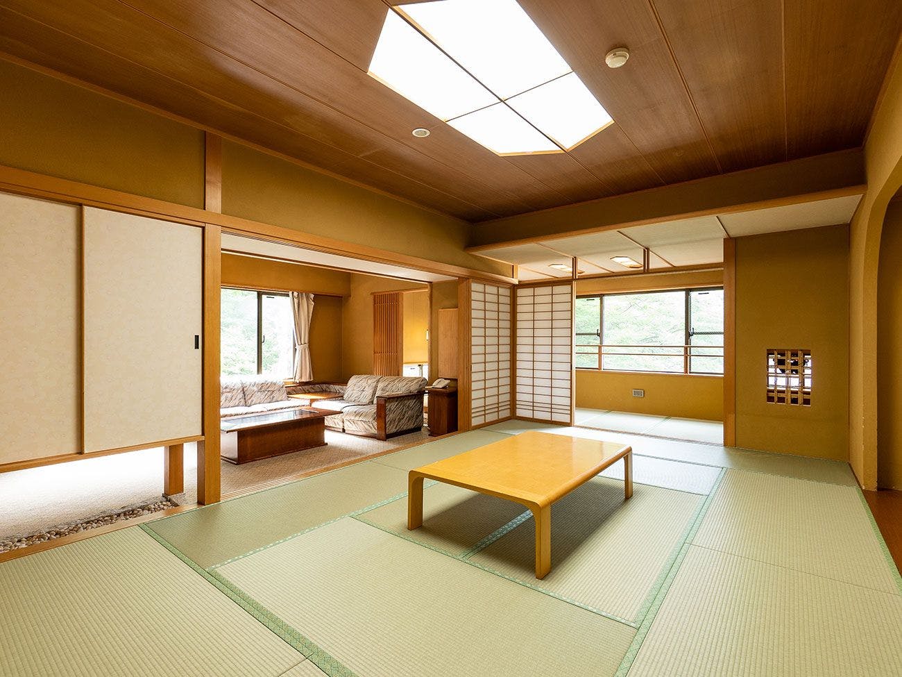 Ooedo Onsen Monogatari Kounkaku