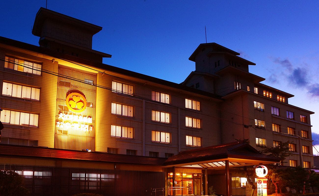 อาคารหลัก