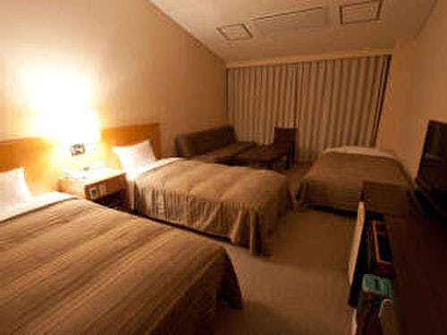 お部屋は２階となりご移動は階段となります