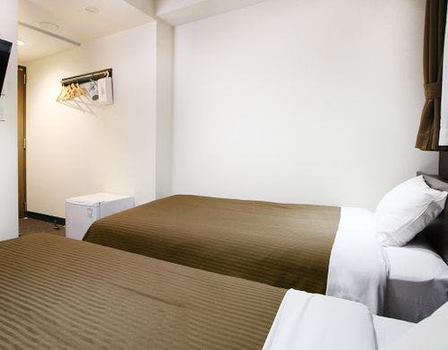 ツインルームA（100cmベッド2台）