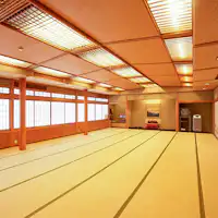 ・【Dewan Bankuet Besar】Dilengkapi dengan karaoke.