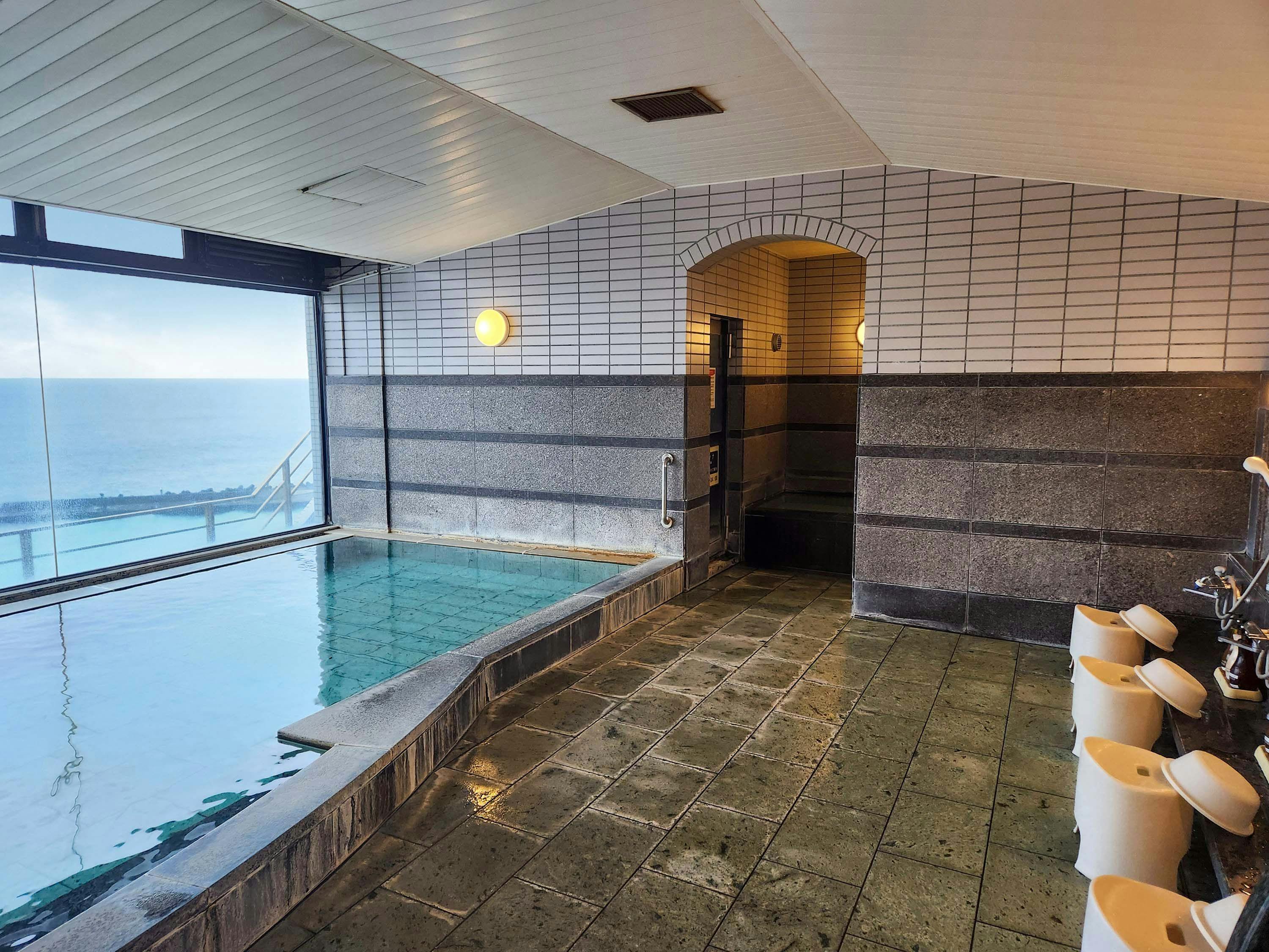 Izu Atagawa Onsen Hotel Cetus Royal