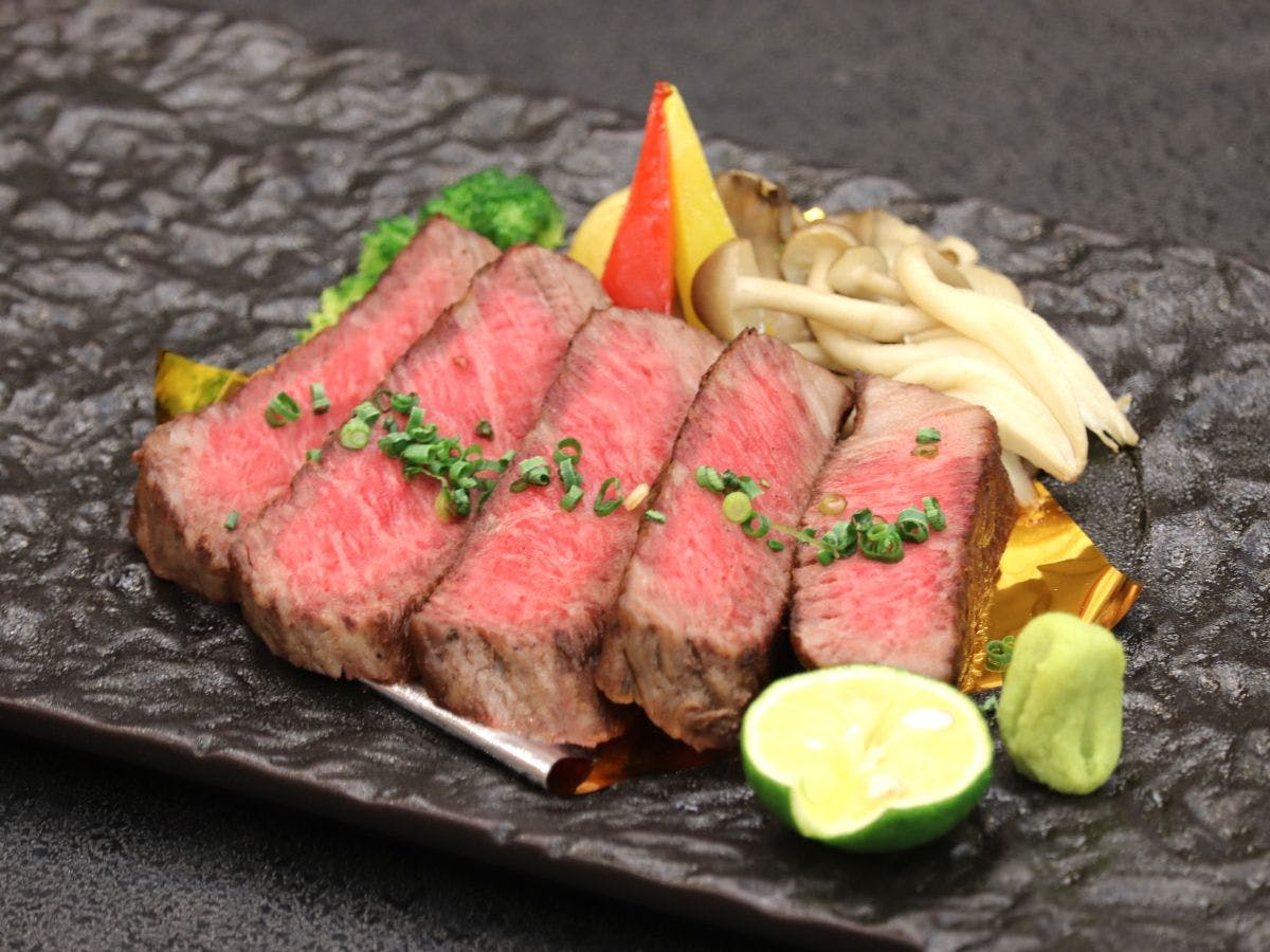 เมื่อมาที่มิยางิ อย่าลืมลองชิมเนื้อเซ็นได