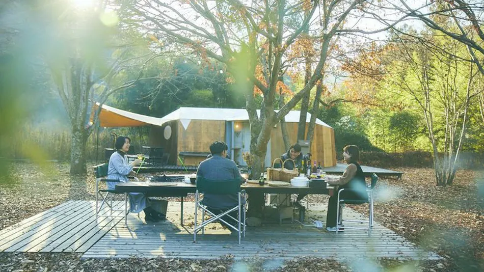 LOOF TINY HOUSE CAMP