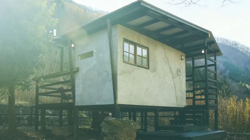 LOOF TINY HOUSE CAMP