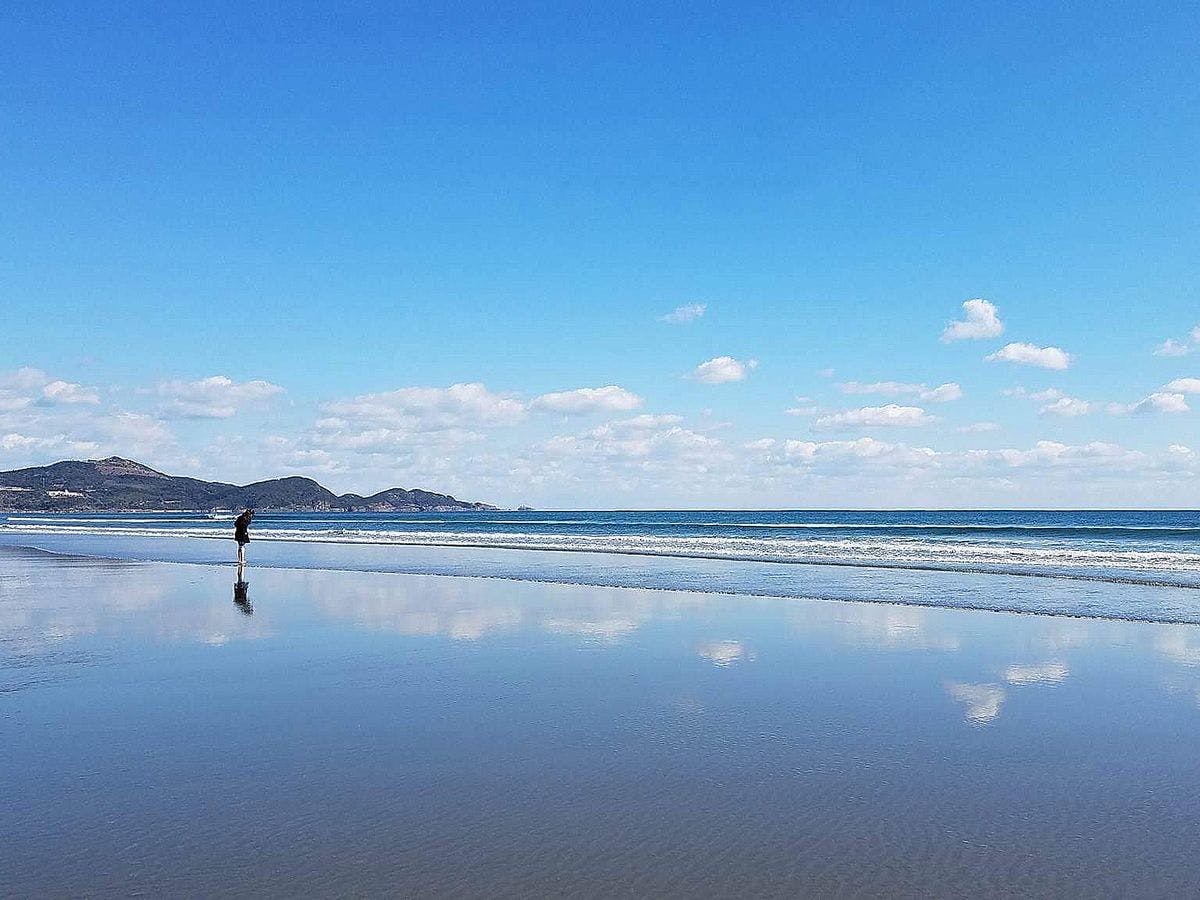 - เดิน 5 นาทีถึงหาดโอกุระกาฮามะ