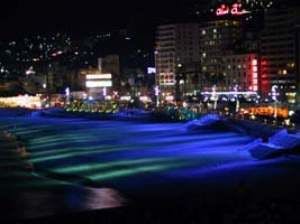 การประดับไฟชายหาดอาตามิซัน