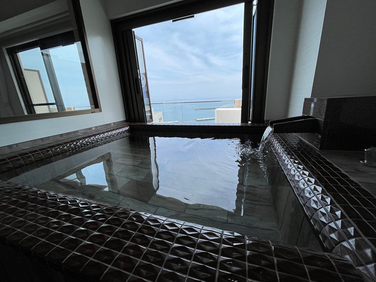 Private Onsen Condominium Grandview Atami