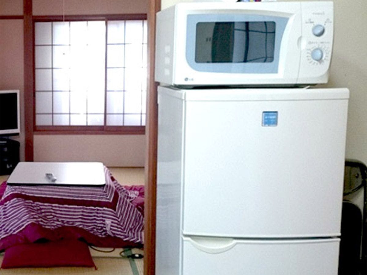 - ตู้เย็น - ไมโครเวฟ