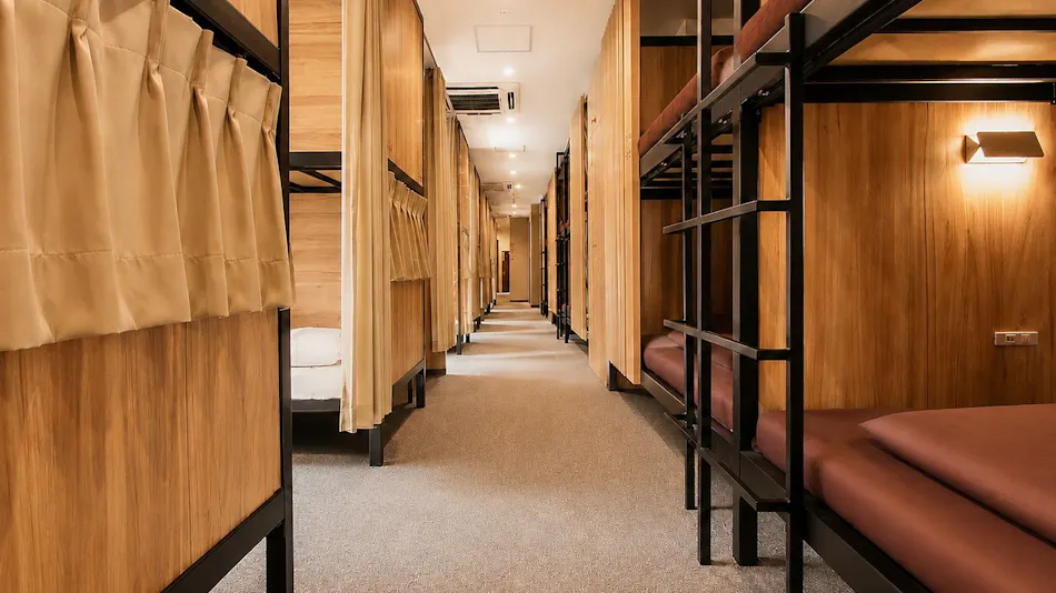 Namba Guesthouse Hive