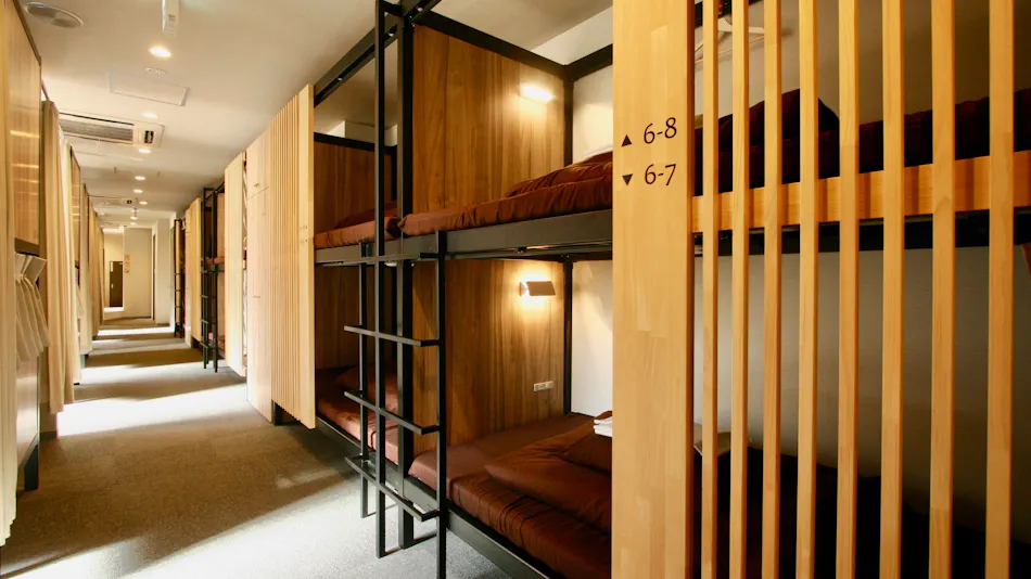 Namba Guesthouse Hive