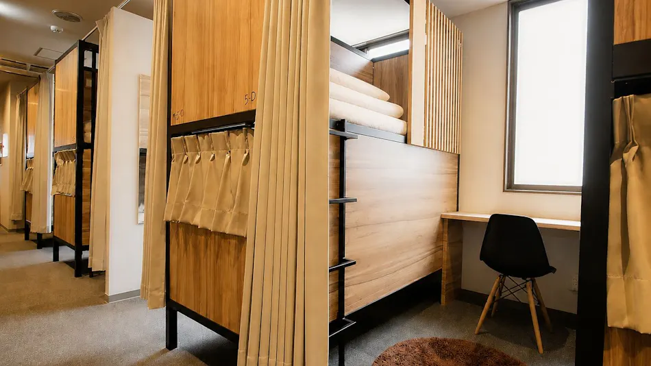 Namba Guesthouse Hive