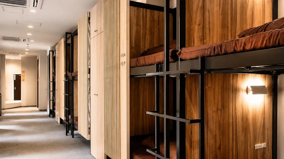 Namba Guesthouse Hive