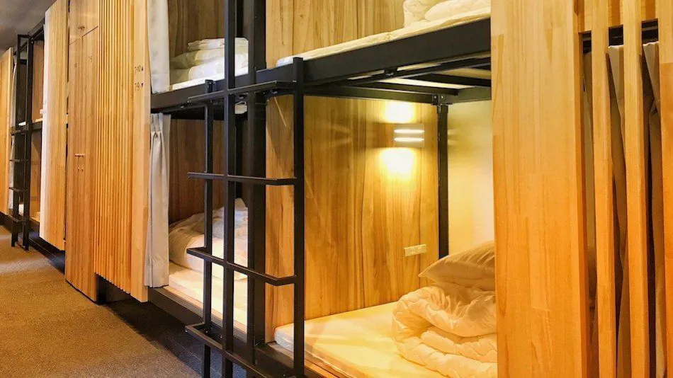 Namba Guesthouse Hive