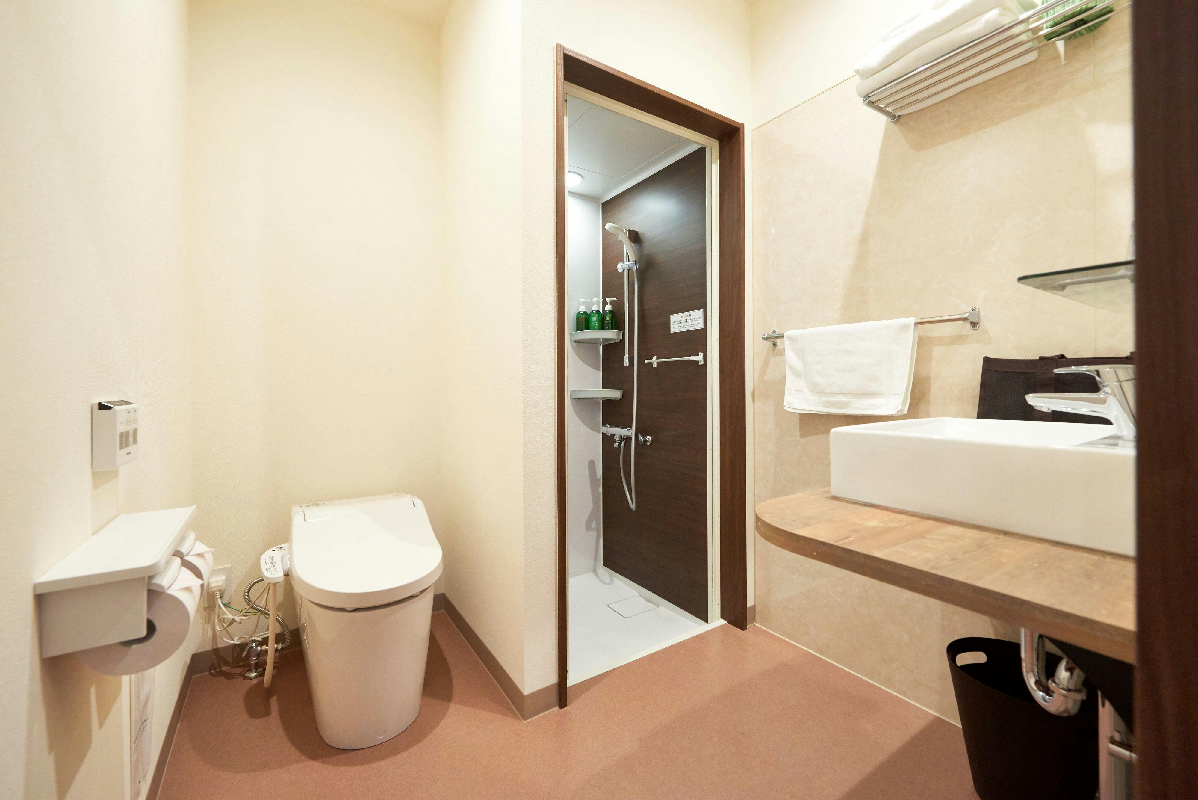 Iyashi-dokoro Hotel Kanraku Honjo Waseda Ekimae