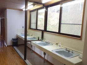 旅館　仁三郎