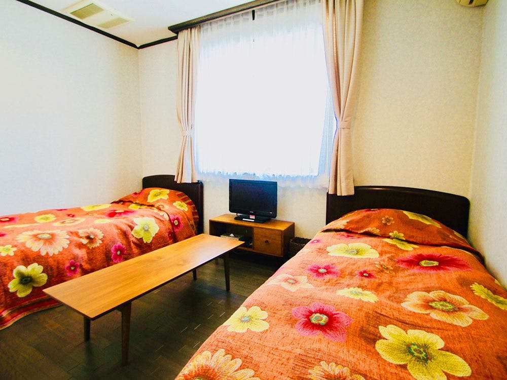 สแตนดาร์ด ทวิน