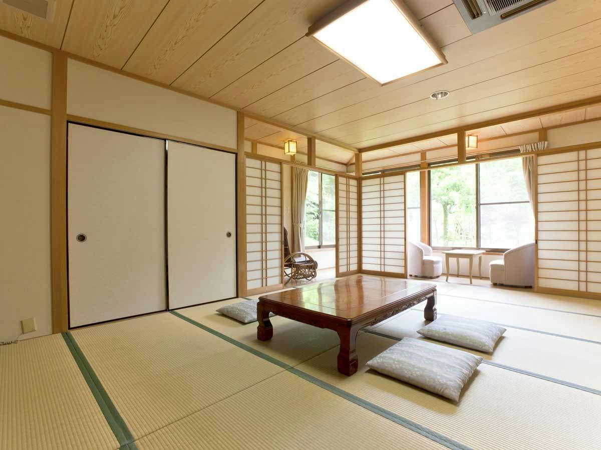 Seasonal Cuisine and Hot Springs Inn Tokiwaso