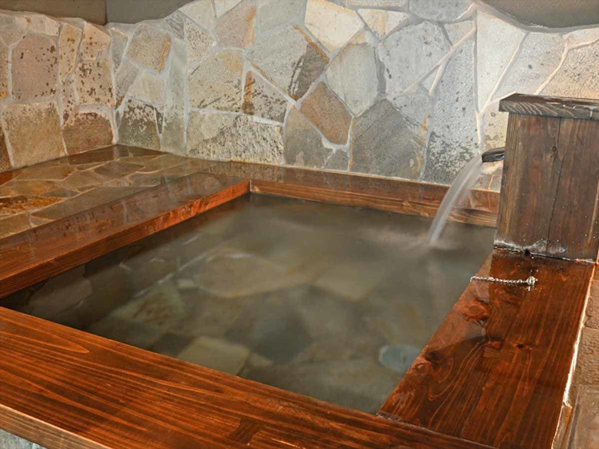 Seasonal Cuisine and Hot Springs Inn Tokiwaso