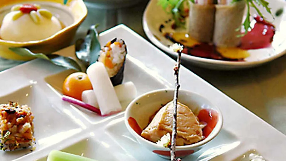Seasonal Cuisine and Hot Springs Inn Tokiwaso