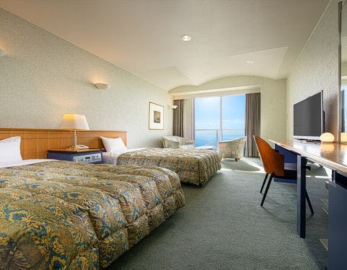 オーシャンビュー 角部屋の洋室