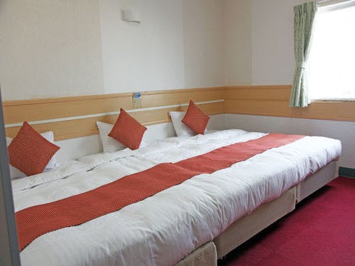 ハリウッドトリプル