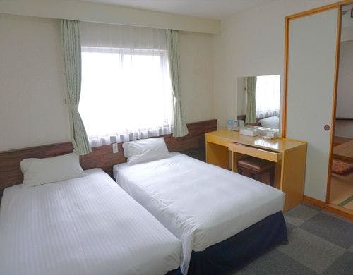 広々和洋室で快適ステイ！ファミリールーム