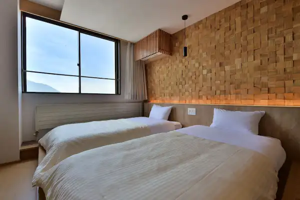 Phòng đôi hiện đại (kèm nhà vệ sinh)