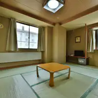 Phòng kiểu Nhật (kèm nhà vệ sinh)