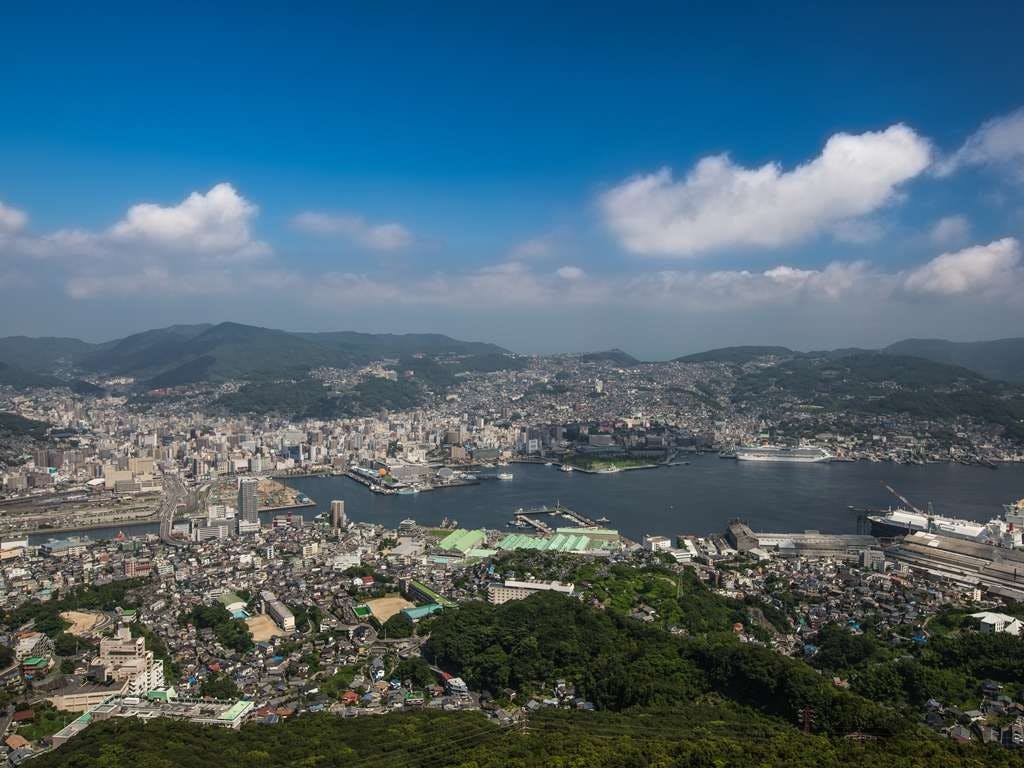 Pemandangan Indah dari Gunung Inasayama