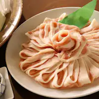 Steamboat daging babi (contoh)